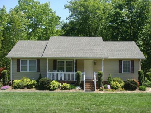 104 Balsam Cir, Uwharie, NC 27371-9715