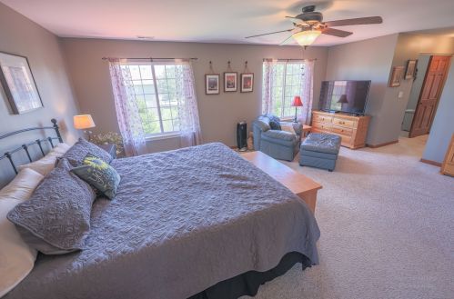 906 Plaintain Dr, Joliet IL 60431-7871 exterior