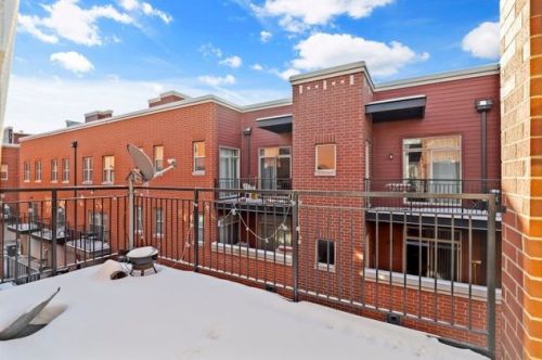 327 25th St, Chicago IL 60616-5033 exterior