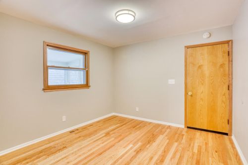 6808 Park Mnr Dr, Milwaukee WI 53224-4636 exterior