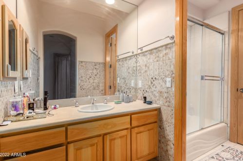 13816 18th St, Phoenix AZ 85022-2878 exterior