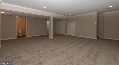 439 Ingram Ct, Glen Burnie MD 21061-6126 exterior