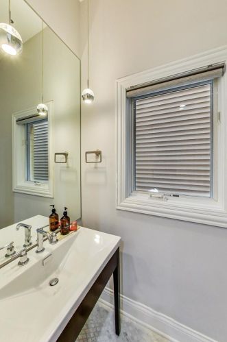 3013 Honore St, Chicago IL 60657-2000 exterior