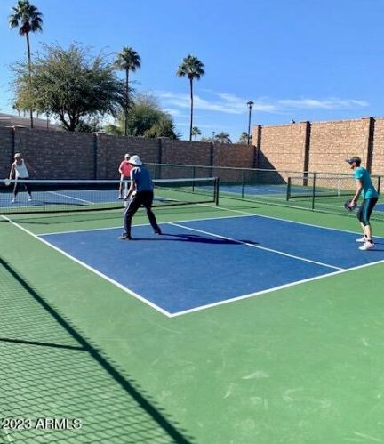 24032 Lakeway Cir, Chandler AZ 85248-7312 exterior