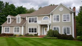 7977 Aspenwood Dr, Ada, MI 49301-9604