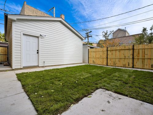 1635 Central Park Ave, Chicago IL 60647-4701 exterior