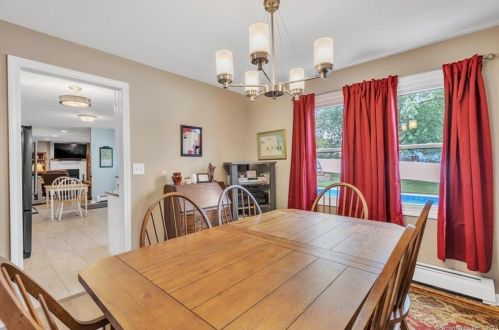 27 Ryefield, Enfield CT 06082-3935 exterior