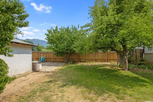 9173 Laura Anne Way, Sandy UT 84070 exterior