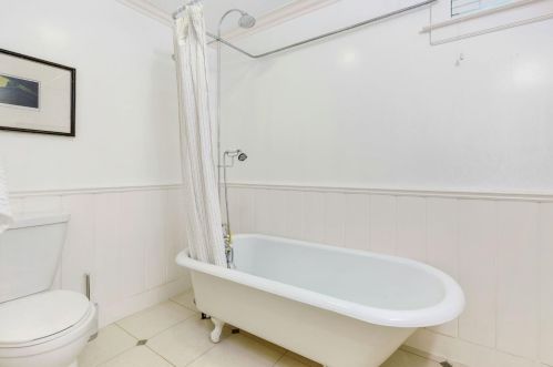 516 D St, Davis CA 95616-3815 exterior