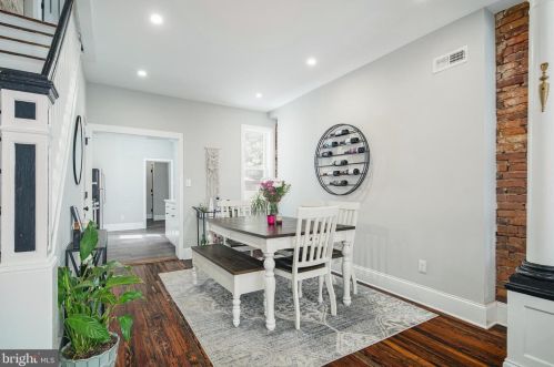 2109 Dickinson St, Philadelphia PA  19146-4503 exterior