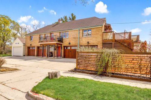 3420 Dousman St, Milwaukee WI 53212-1736 exterior