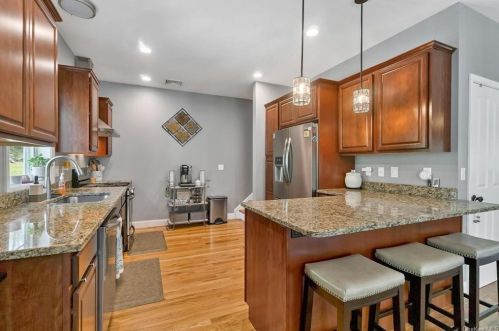 17 Sunrise Ln, Poughkeepsie NY exterior