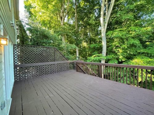 10895 Glenbarr Dr, Duluth GA 30097-7876 exterior