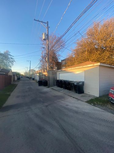 7846 Winchester Ave, Chicago IL 60620-5308 exterior