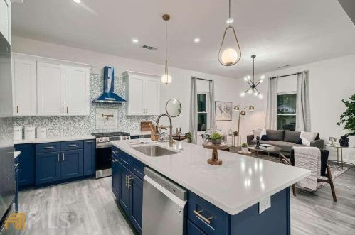 966 Dimmock St, Atlanta GA  30310-3314 exterior