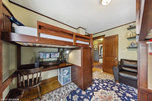 3934 Dakin St, Chicago IL 60641-2521 exterior