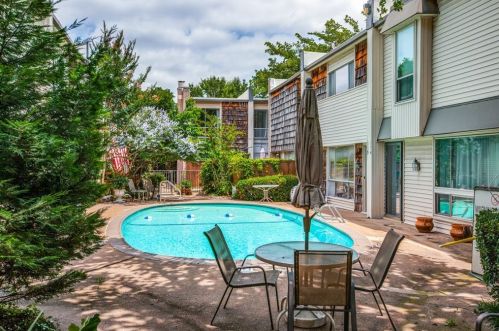 2702 Douglas Ave, Dallas TX 75219-3456 exterior