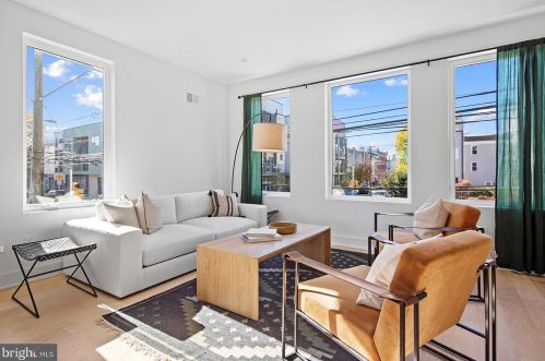 1609 2nd St, Philadelphia PA 19133 exterior