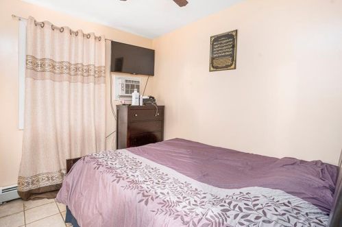 110 Lancashire St, Providence RI  02908-1612 exterior