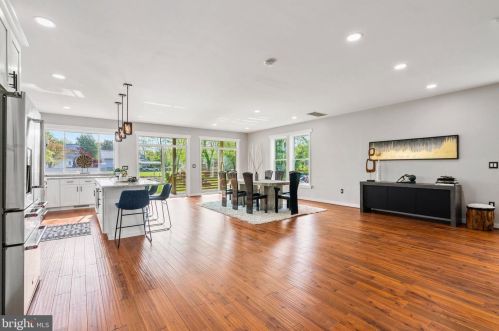 2216 30th St, Washington DC  20020-3369 exterior