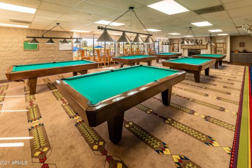 1863 Peach Tree Dr, Chandler AZ 85249-8917 exterior