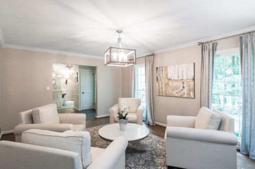 7105 Brandon Mill Rd, Atlanta GA  30328-1922 exterior