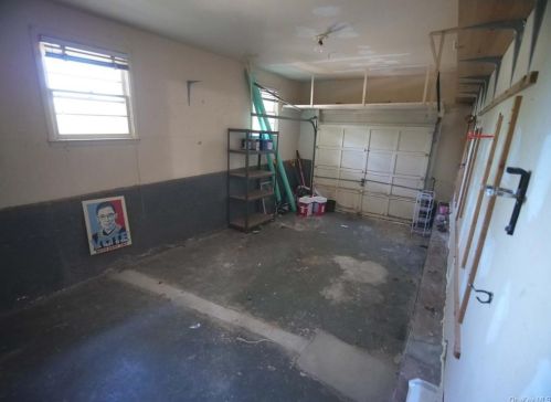 815 Tulip Dr, Valley Cottage NY 10989-2204 exterior