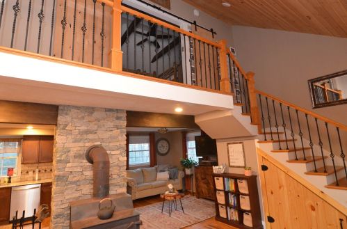 80 Hardy Rd, Concord NH 03307-0803 exterior