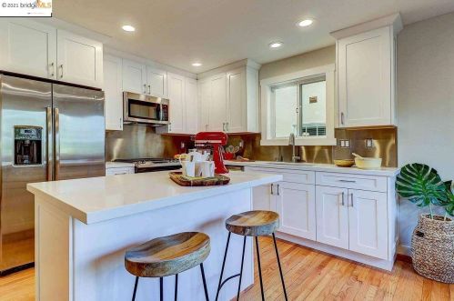 30 Domingo Ave, Berkeley, CA 94705-2447