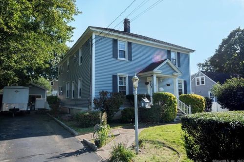 72 Edgemont Rd, Milford CT 06460-5005 exterior