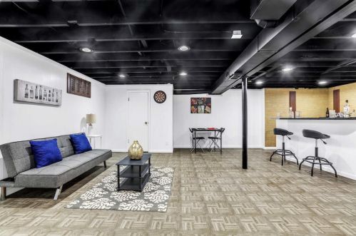 5239 87th St, Milwaukee WI  53225-3509 exterior