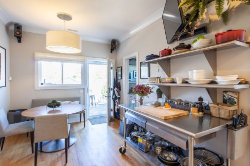 4145 Oakley Ave, Chicago IL 60636-3631 exterior