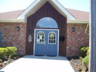 51 Oneill Ct, Trenton NJ  08648-2650 exterior