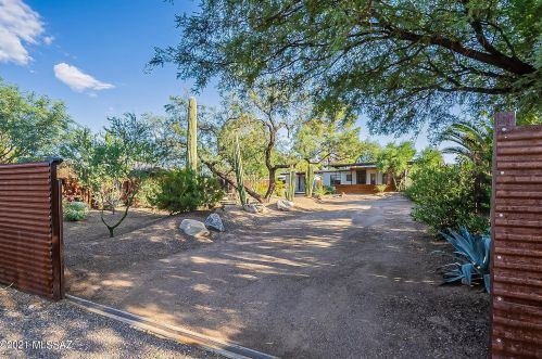 5114 Lee St, Tucson, AZ 85712-4102