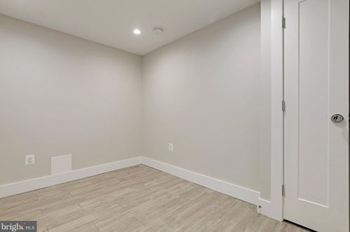 5102 9th St, Washington DC  20011-3918 exterior