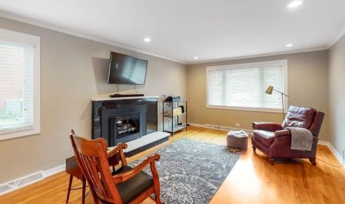 2415 Berkshire Dr, Pittsburgh, PA 15241-2405