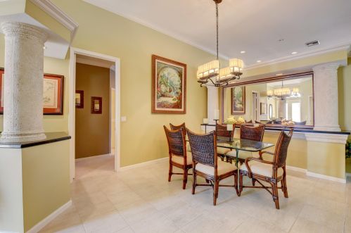 6947 Southport Dr, Boynton Beach FL 33472-6901 exterior