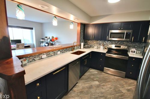 149 Milton, Algonac, MI 48001-1835