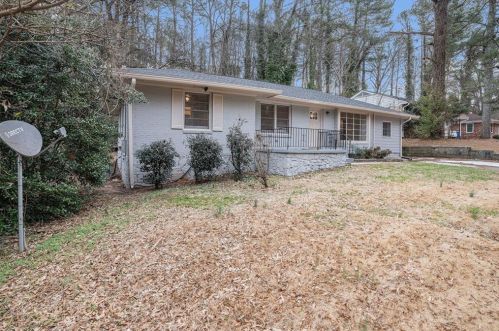 1728 Laurelwood Dr, Atlanta, GA 30311-3858