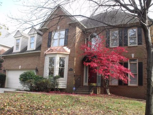 1036 Chetford Dr, Lexington, KY 40509-2066