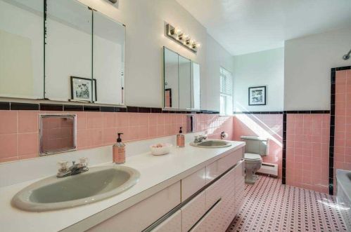 16 Dunford St, Huntington Station NY 11747-1312 exterior