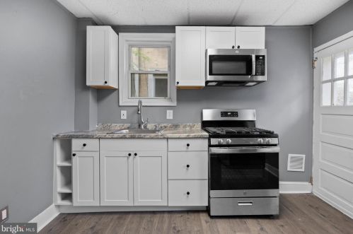 928 Forrester Ave, Darby PA 19023-1612 exterior