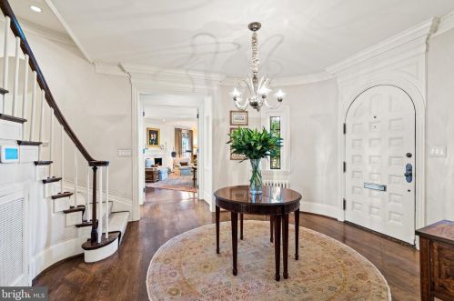 2446 Kalorama Rd, Washington DC 20008-1625 exterior