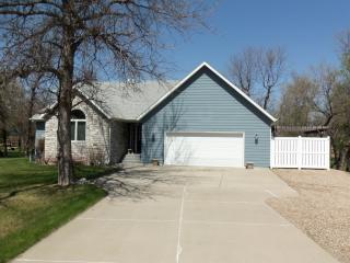 5540 Ponderosa Ave, Bismarck ND  58503-9156 exterior
