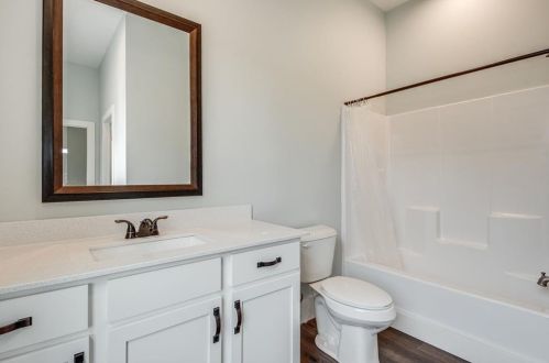 3242 Davis Brg Rd, Gainesville GA 30506-4242 exterior