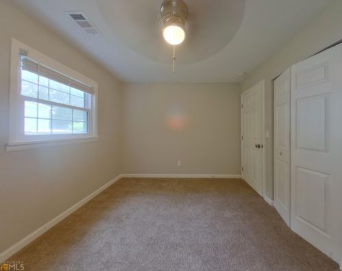 3823 Crosby Dr, Atlanta GA 30331-3432 exterior