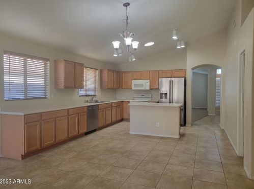 3064 Winged Foot Dr, Chandler AZ  85249-9135 exterior