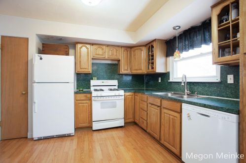 3435 Eastern Ave, Grand Rapids MI 49525-2660 exterior