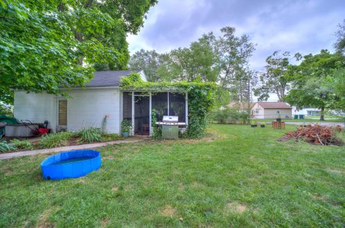 1205 Ml Ave, Meskegon MI 49445-3013 exterior