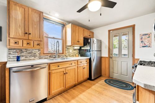 1336 Pocono St, Pittsburgh PA  15218-1114 exterior